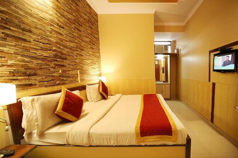 Hotel Golden Heritage Deluxe Jaipur Buitenkant foto